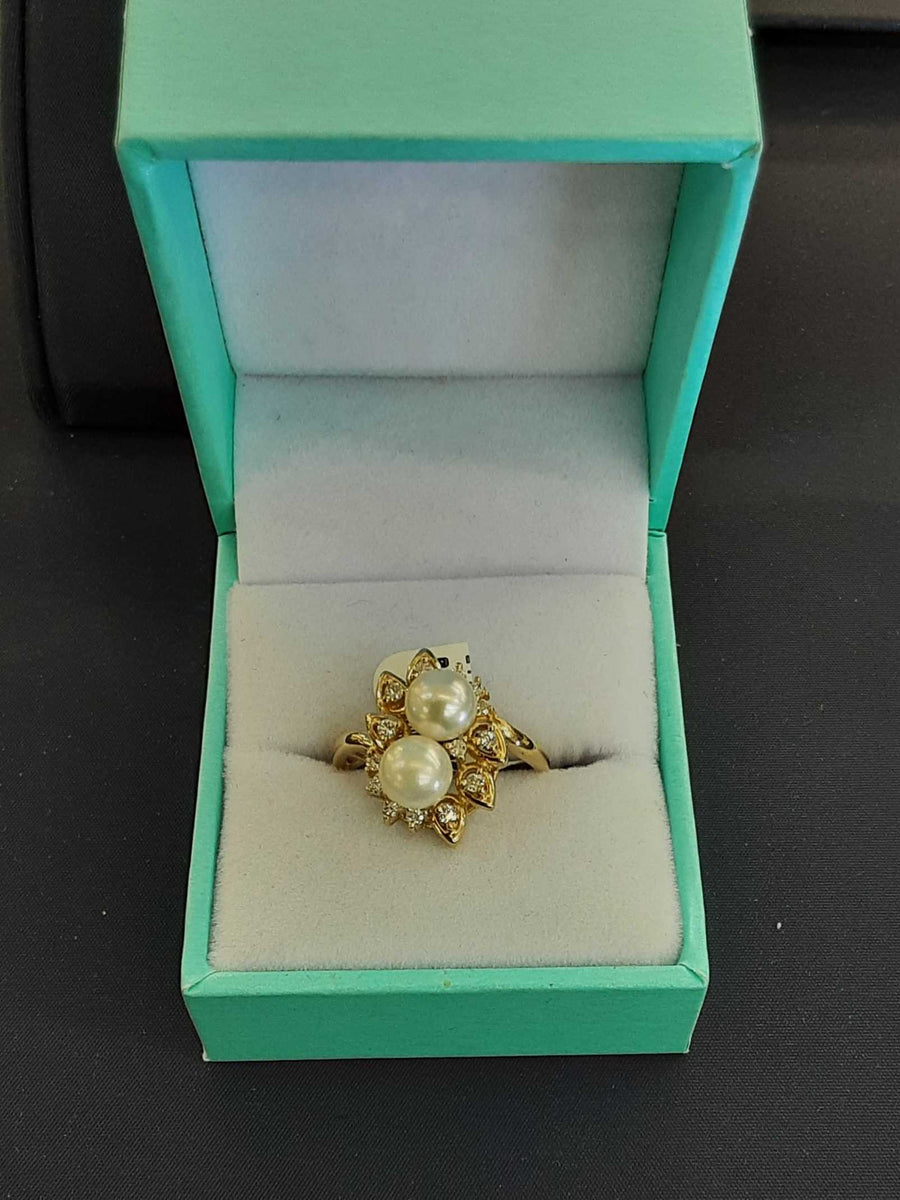 Women's Ring - Yellow Gold 14k (.585) 5.1 grams Size 7