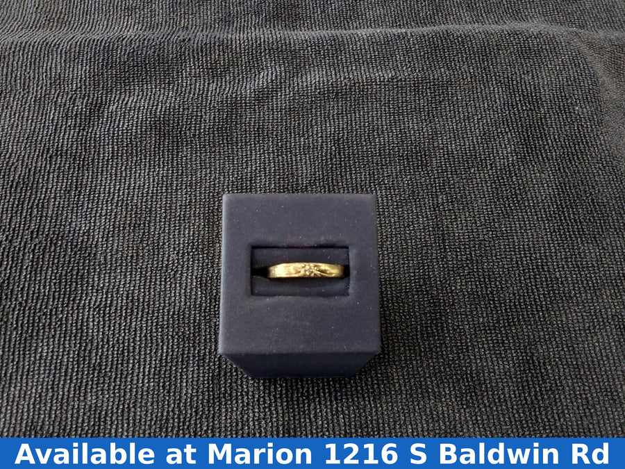 Ring - Wedding Band - Yellow Gold 10k (.417) 1.7 grams Size 7