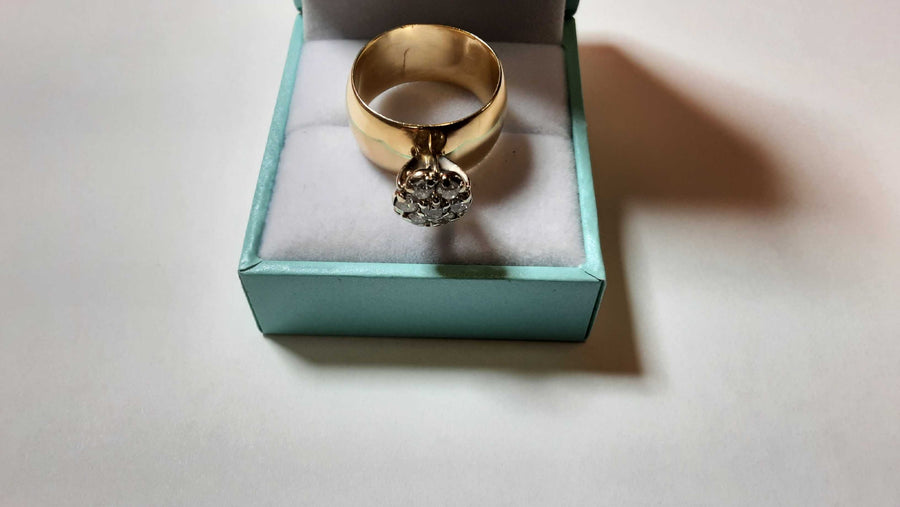Women's Ring - Yellow Gold 14k (.585) 10.5 grams Size 8