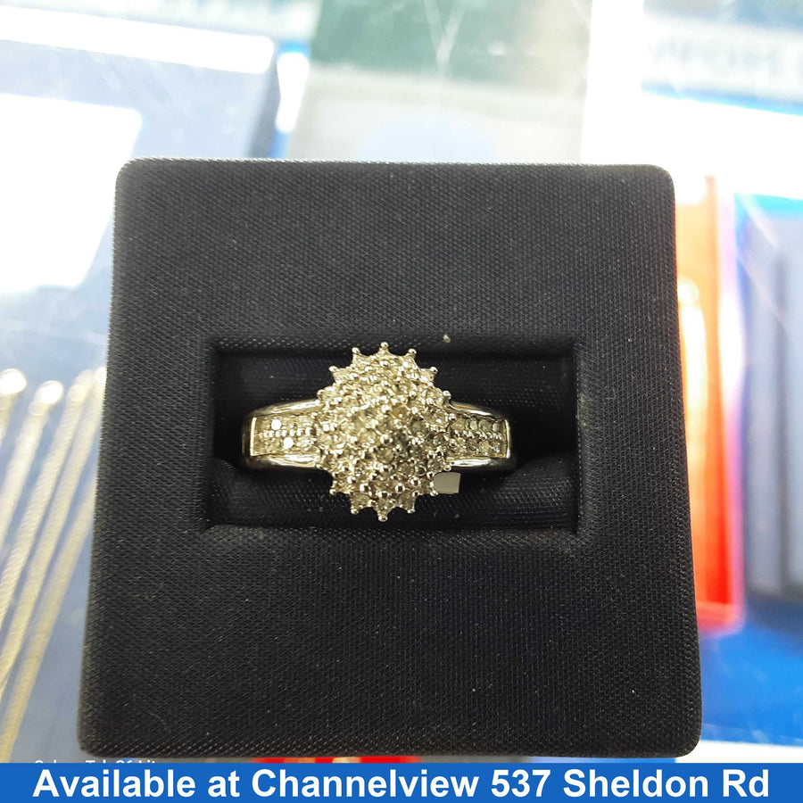 Women's Ring - White Gold 10k (.417) 3.4 grams Size 8