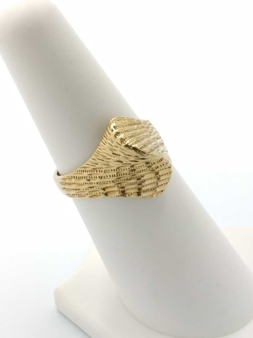 Men's Ring - Yellow Gold 14k (.585) 4.6 grams Size 6