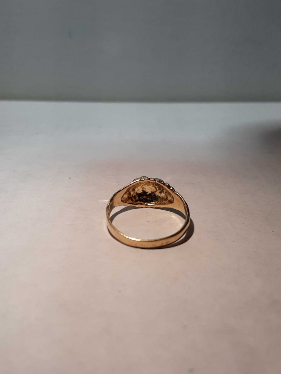 Women's Ring - Yellow Gold 10k (.417) 1.6 grams Size 4