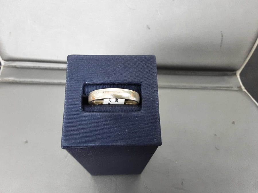 Ring - Wedding Band - Silver 10.1 grams Size 12.5