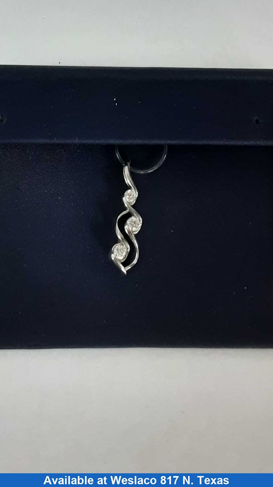 Diamond Pendant - White Gold 14k (.585) 1.9 grams