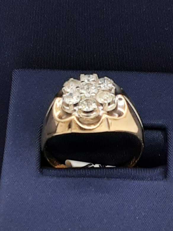 Men's Ring - Yellow Gold 14k (.585) 5.2 grams Size 9.5