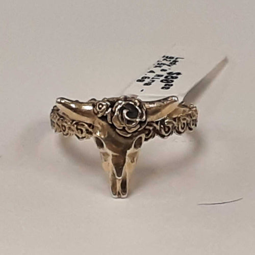 Women's Ring - Silver 4.6 grams Size 7