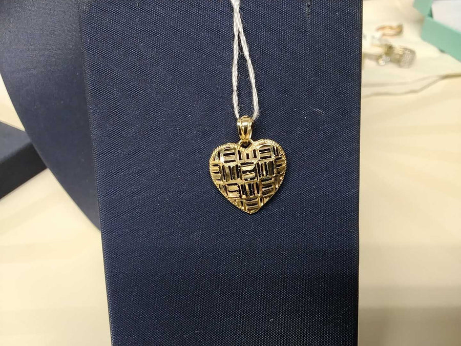 Symbol Pendant - Yellow Gold 10k (.417) 1 grams