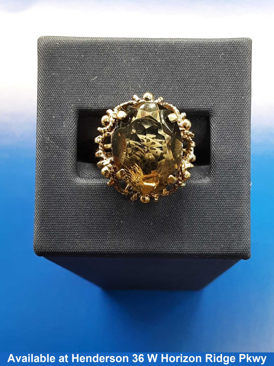 Women's Ring - Solitaire - Yellow Gold 10k (.417) 3 grams Size 7