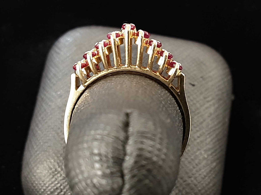 Women's Ring - Yellow Gold 14k (.585) 3.6 grams Size 7