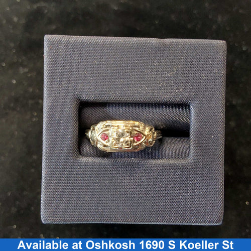 Women's Ring - White Gold 18k (.750) 2.4 grams Size 5.5