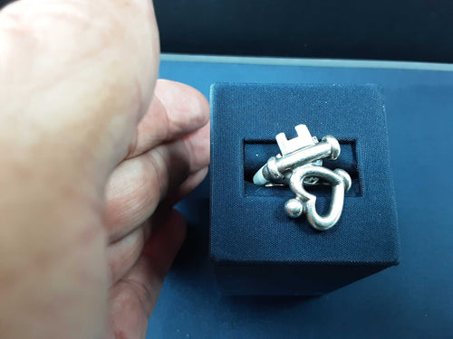 Women's Ring - Silver 6.7 grams Size 20