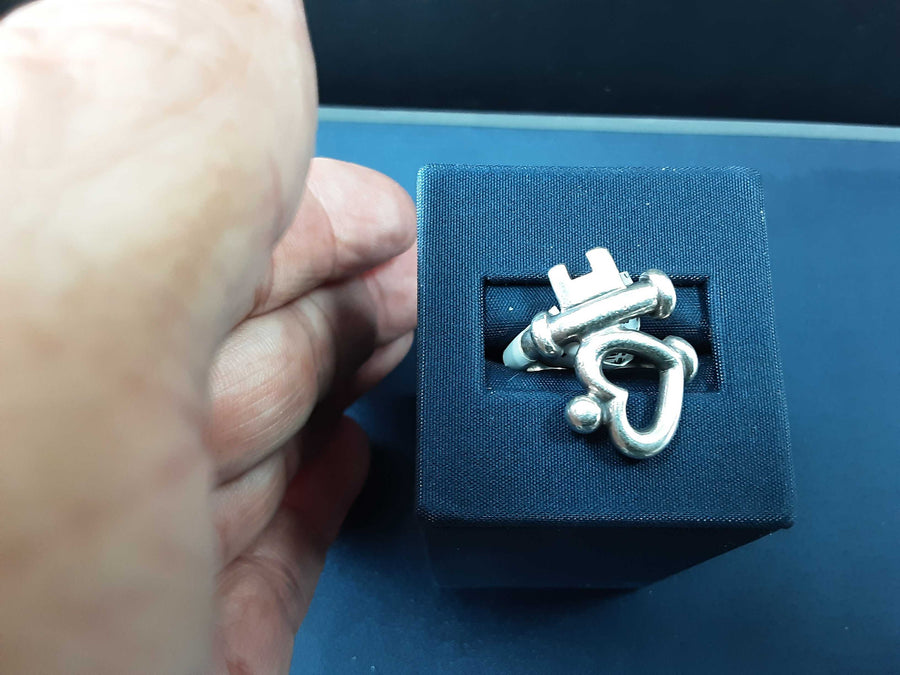 Women's Ring - Silver 6.7 grams Size 20
