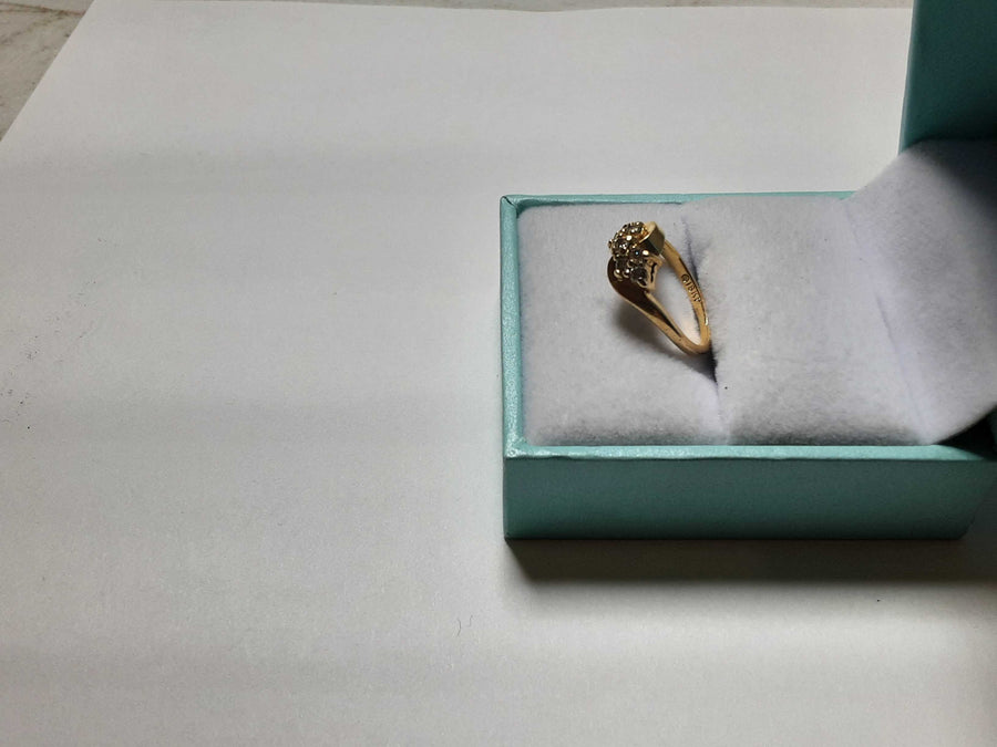 Women's Ring - Yellow Gold 18k (.750) 2.5 grams Size 3.5