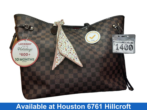 Louis Vuitton Beige / Tan Purse / Handbag