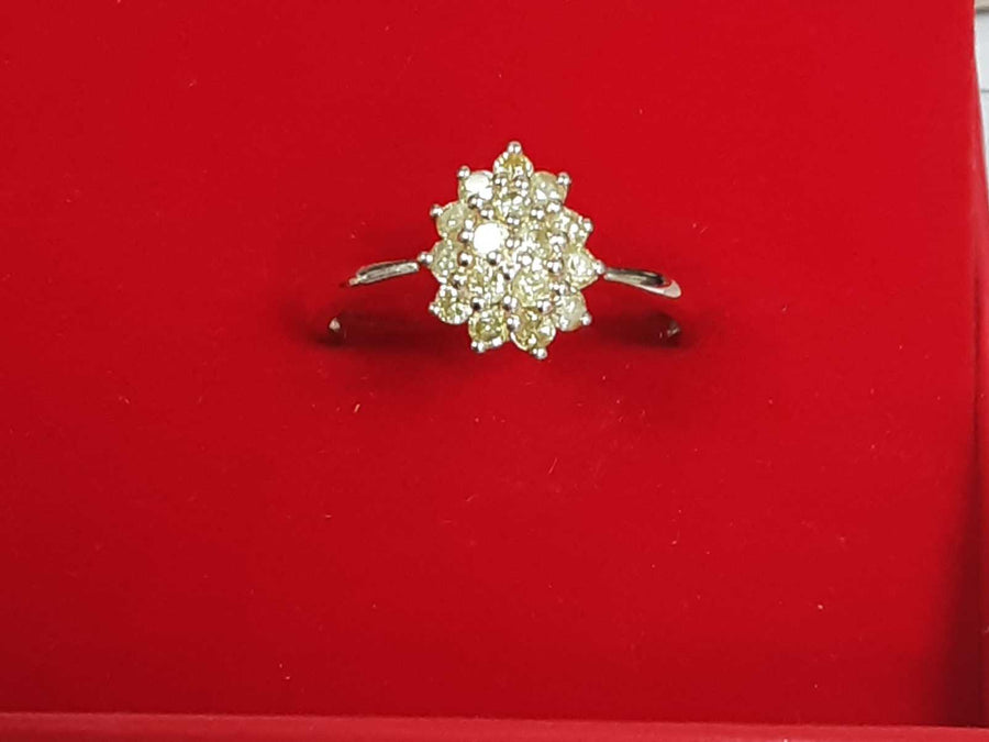 Women's Ring - Yellow Gold 14k (.585) 2.3 grams Size 8.5