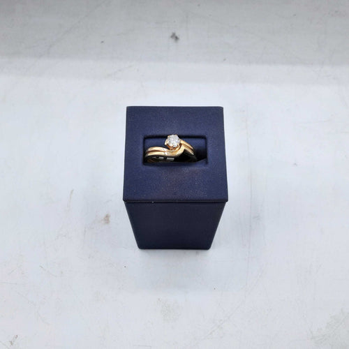 Women's Ring - Solitaire - Yellow Gold 18k (.750) 6.6 grams Size 9