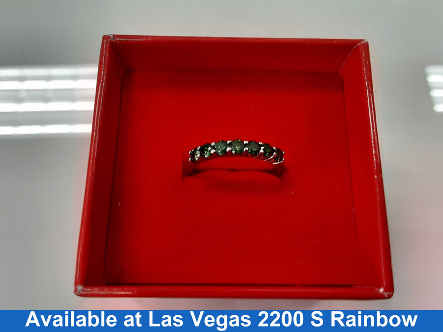 Women's Ring - Silver 1.7 grams Size 6