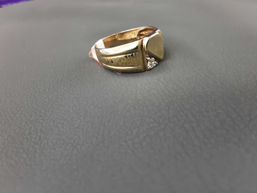 Men's Ring - Yellow Gold 10k (.417) 5.3 grams Size 11.5