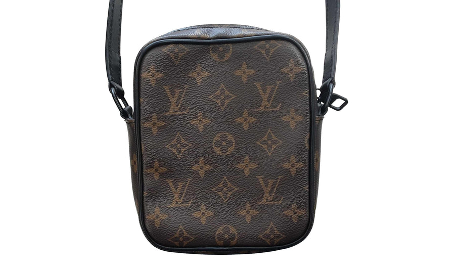 Louis Vuitton Christopher Wearable Wallet Brown Purse / Handbag