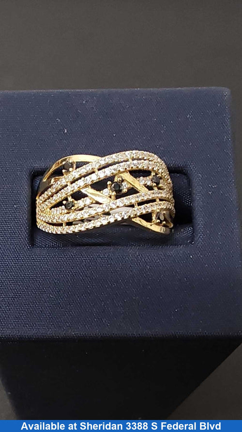 Women's Ring - Yellow Gold 14k (.585) 2.8 grams Size 11.5