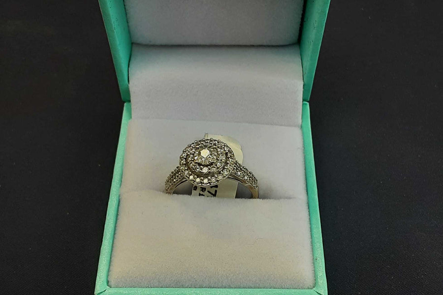 Women's Ring - White Gold 10k (.417) 2.5 grams Size 20