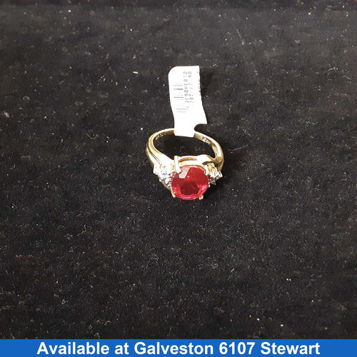 Women's Ring - Yellow Gold 10k (.417) 4.3 grams Size 7