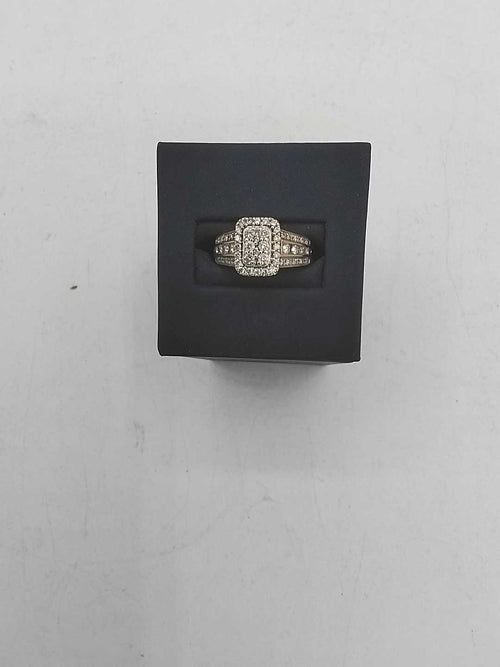 Women's Ring - Yellow Gold 14k (.585) 4.8 grams Size 7.5