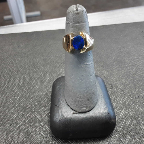 Women's Ring - Yellow Gold 14k (.585) 7.8 grams Size 8.5