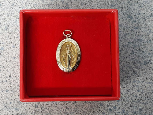 Religious Pendant - Yellow Gold 14k (.585) 1.7 grams