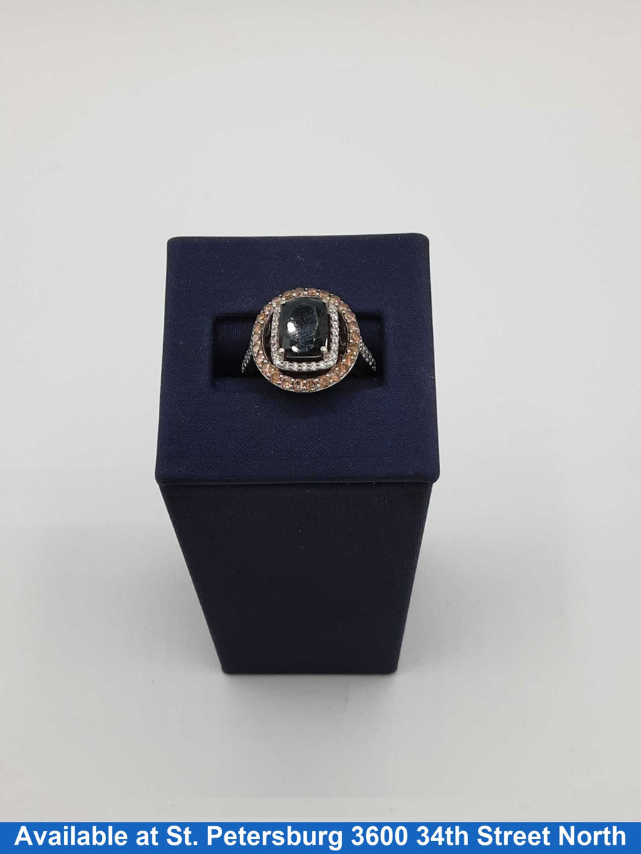 Women's Ring - White Gold 22k (.917) 5.5 grams Size 7.5
