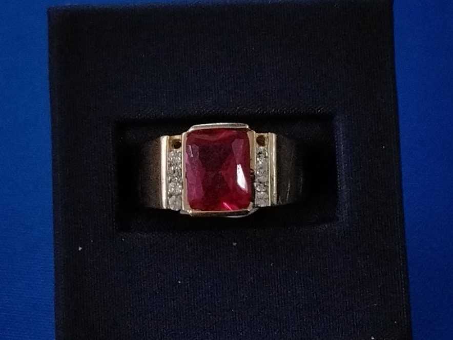 Men's Ring - Yellow Gold 14k (.585) 6.4 grams Size 10
