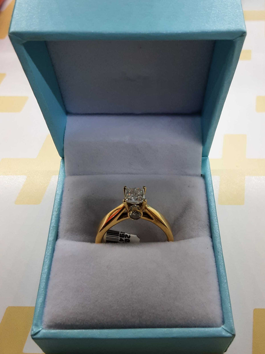 Ring - Engagement Set - Yellow Gold 14k (.585) 3.7 grams Size 7