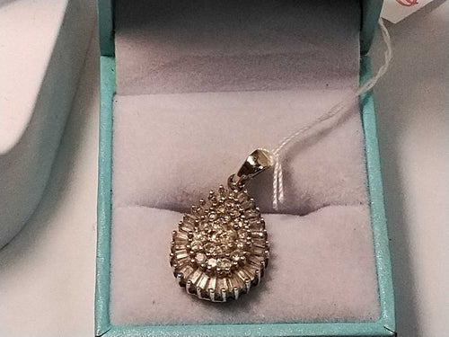 Diamond Pendant - Yellow Gold 10k (.417) 4.1 grams