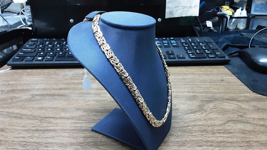 Chain - Yellow Gold 10k (.417) 21.1 grams 18 inch