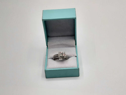 Women's Ring - White Gold 14k (.585) 5.4 grams Size 7