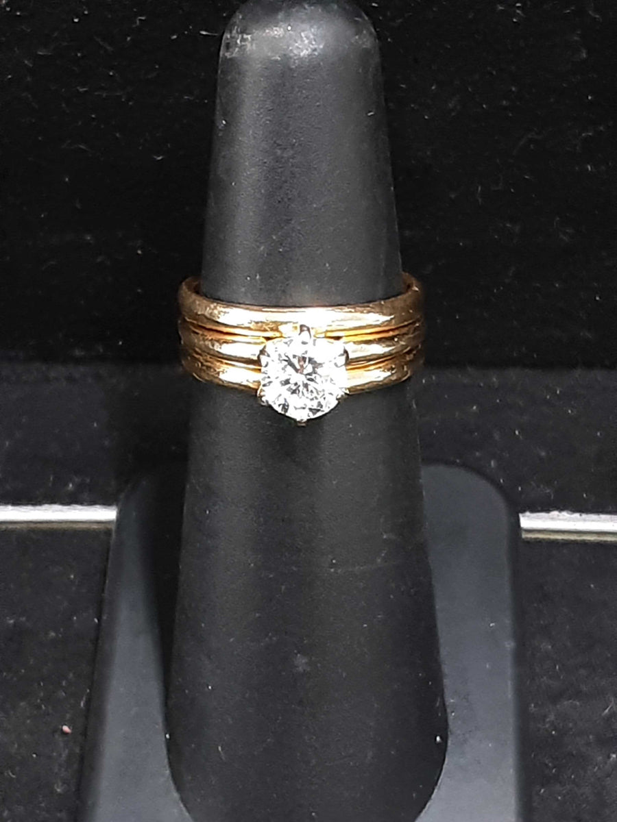 Women's Ring - Solitaire - Yellow Gold 14k (.585) 4.9 grams Size 4