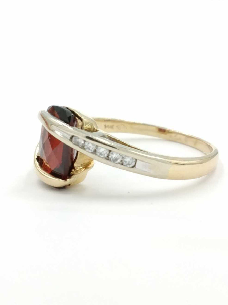 Women's Ring - Yellow Gold 14k (.585) 3.9 grams Size 8