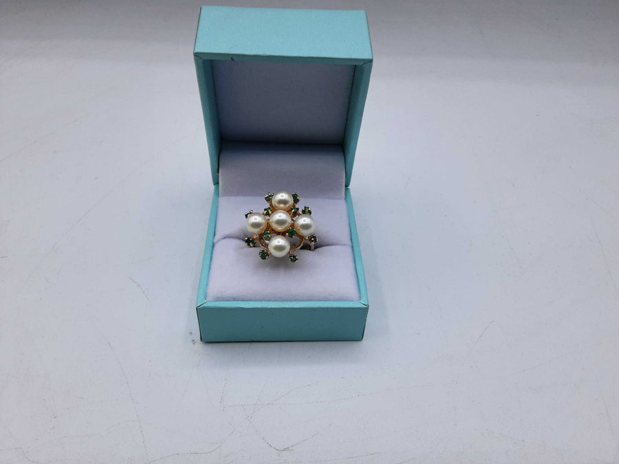 Women's Ring - Yellow Gold 14k (.585) 7.2 grams Size 7.5