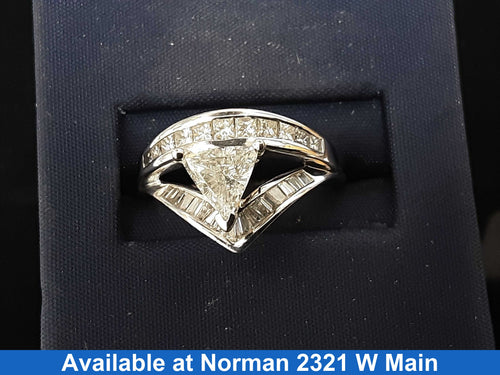 Women's Ring - White Gold 14k (.585) 5.1 grams Size 7.5