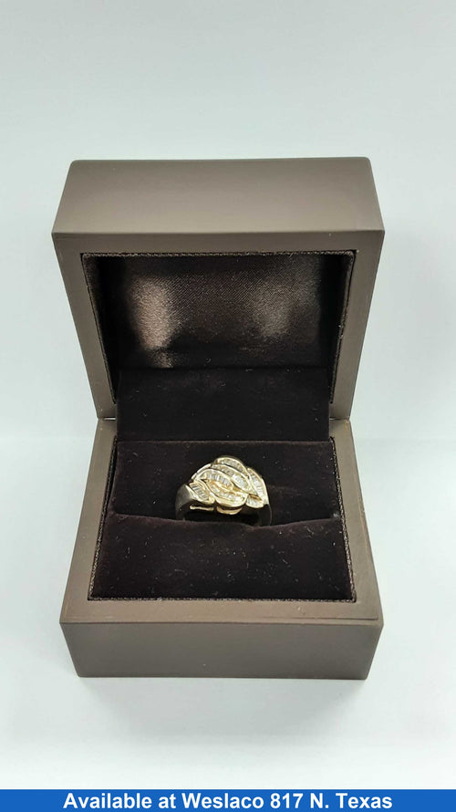 Women's Ring - Yellow Gold 10k (.417) 6.7 grams Size 8