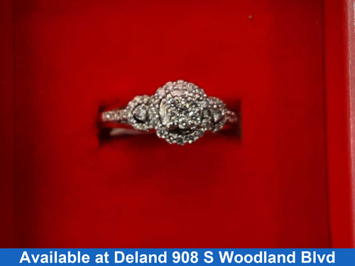 Women's Ring - White Gold 10k (.417) 3.2 grams Size 6.5