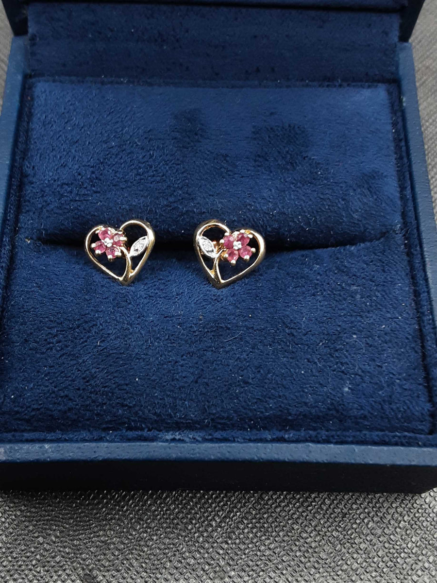 Earrings - Yellow Gold 10k (.417) 1 grams