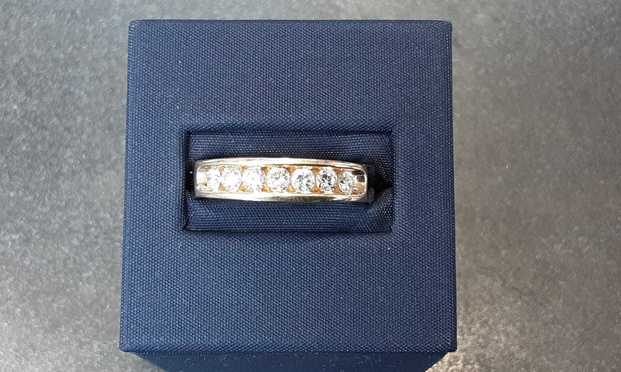 Men's Ring - Yellow Gold 14k (.585) 5.9 grams Size 10