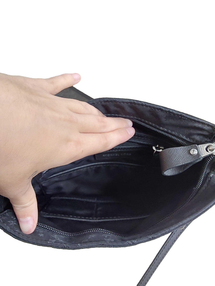 Michael Kors Im-1707 Black Purse / Handbag
