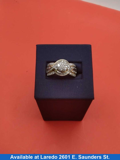 Women's Ring - Yellow Gold 10k (.417) 5.9 grams Size 8