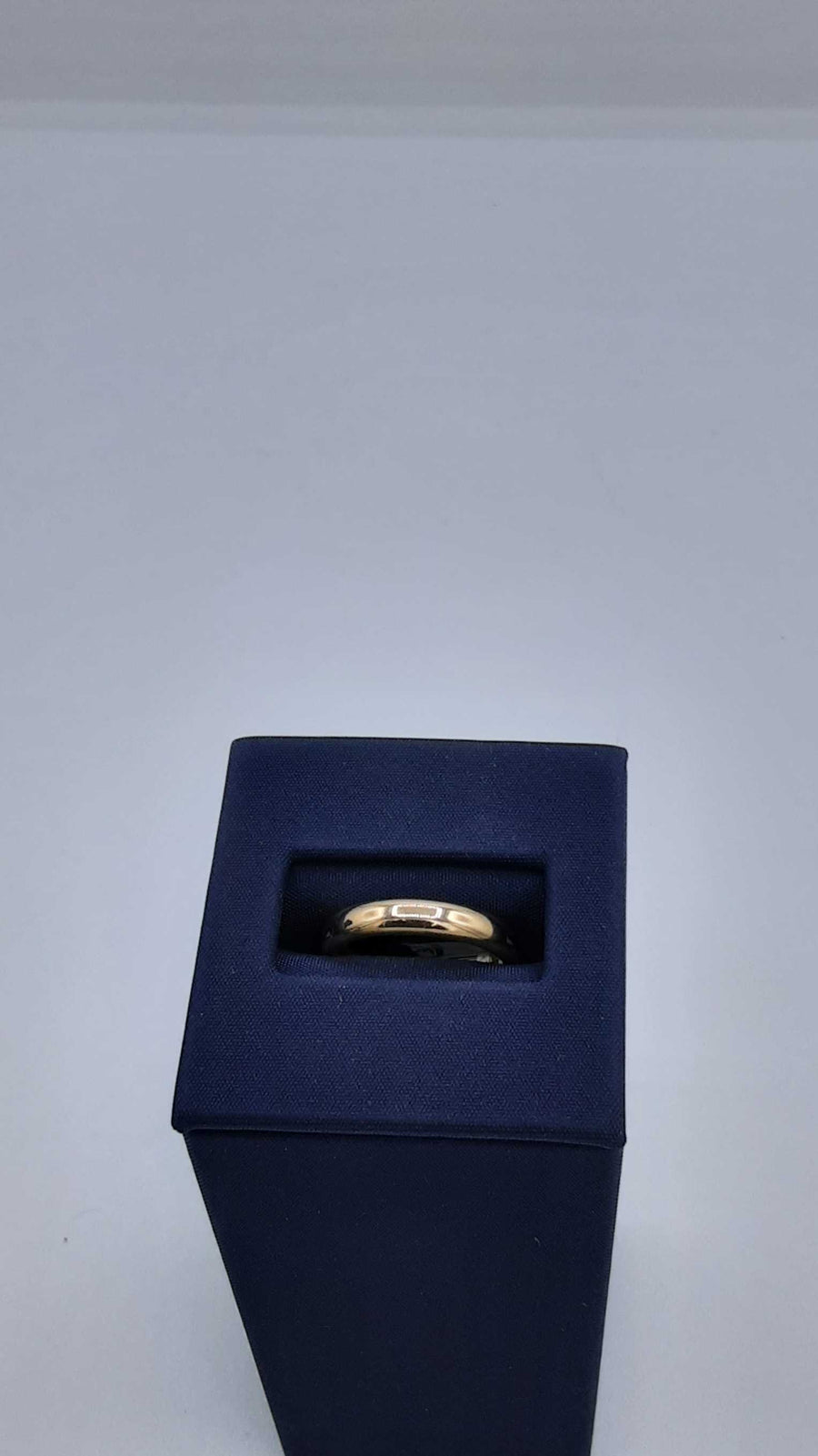 Ring - Wedding Band - Yellow Gold 18k (.750) 4.7 grams Size 6.5