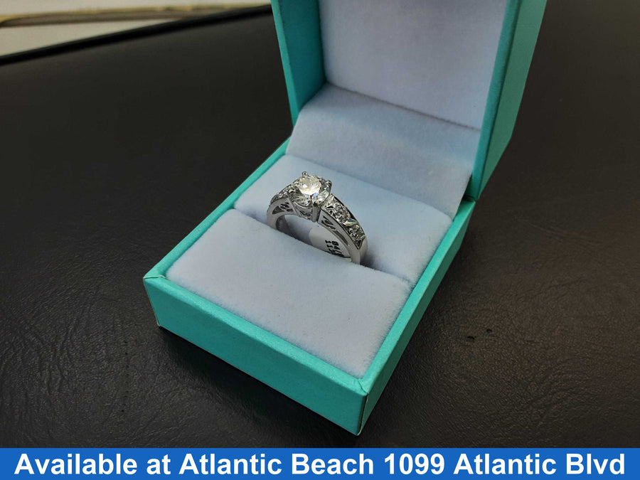 Ring - Wedding Set - White Gold 18k (.750) 6 grams Size 6