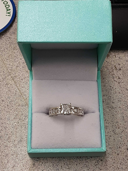 Ring - Wedding Band - White Gold 14k (.585) 4.9 grams Size 7