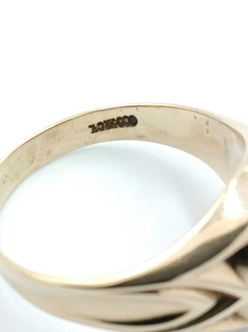 Men's Ring - Yellow Gold 10k (.417) 6.4 grams Size 10.5