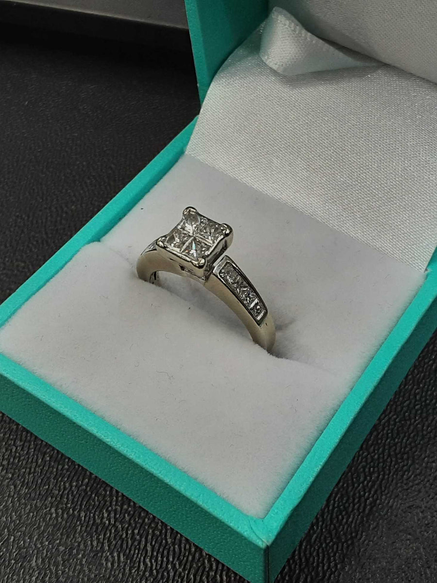 Ring - Engagement Set - Yellow Gold 10k (.417) 3.9 grams Size 7